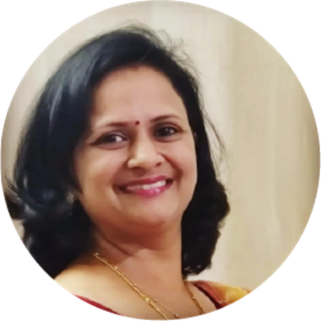 Circular portrait of a Sonal Bansal with dark hair and a gold necklace against a beige background